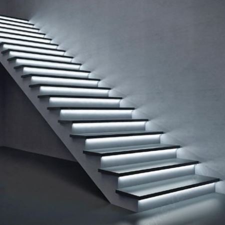 Автоматическая светодиодная подсветка ступеней лестницы